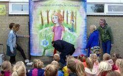 Bijzondere onthulling in Ee tijdens Kinderboekenweek